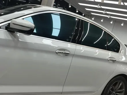 청라 썬팅_BMW 알파인화이트에 잘어울리는 글라스틴트 레이니블루 틴팅