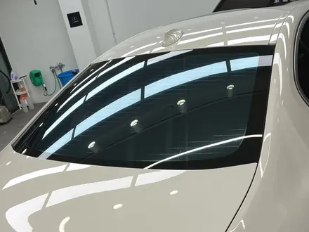 청라 썬팅_BMW 알파인화이트에 잘어울리는 글라스틴트 레이니블루 틴팅