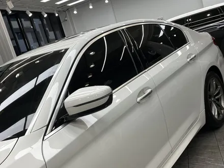 청라 썬팅_BMW 알파인화이트에 잘어울리는 글라스틴트 레이니블루 틴팅