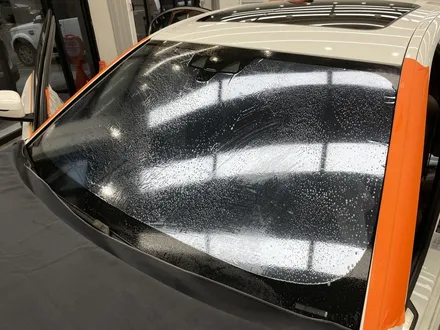 청라 썬팅_BMW 알파인화이트에 잘어울리는 글라스틴트 레이니블루 틴팅