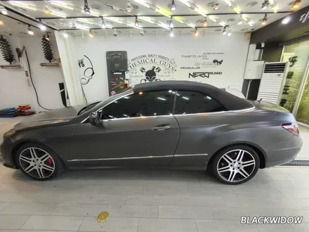 [블랙위도우][구미랩핑][구미전체랩핑][구미부분랩핑][구미루프스킨]★벤츠 E350 W212 카브리올레 전체랩핑 시공입니다~★ / 구미시 봉곡동