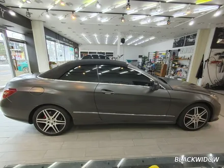 [블랙위도우][구미랩핑][구미전체랩핑][구미부분랩핑][구미루프스킨]★벤츠 E350 W212 카브리올레 전체랩핑 시공입니다~★ / 구미시 봉곡동