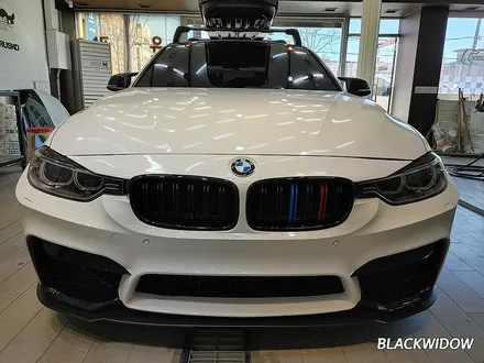BMW 320D F30 부분랩핑 / 구미랩핑 / 구미부분랩핑 / 구미블랙위도우 / 구미시 봉곡동