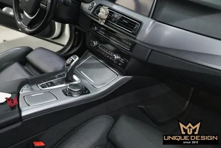 BMW 520D 실내랩핑 (F10), 알루미늄브러쉬 / 의정부 신곡동