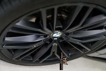 BMW G30 540i LCI 휠랩핑 시공으로 블랙휠 만들기. 의정부 랩핑, 카스킨, 유니크디자인 / 의정부 신곡동