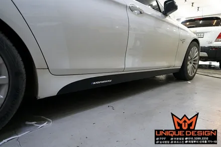 (의정부) BMW 520D 루프스킨, 스포일러, 사이드미러 랩핑, M퍼포먼스 사이드데칼, 생활보호PPF 부착 시공완료! / 의정부 신곡동