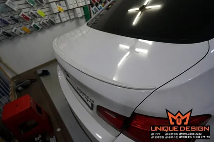 (의정부) BMW 520D 루프스킨, 스포일러, 사이드미러 랩핑, M퍼포먼스 사이드데칼, 생활보호PPF 부착 시공완료! / 의정부 신곡동