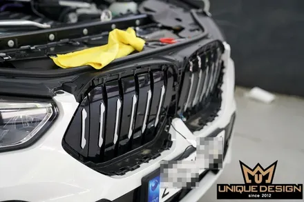 BMW X6(G06) 키드니그릴 랩핑- M230 무광그레이알루미늄 / 의정부 신곡동