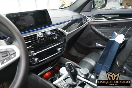 BMW G30 5시리즈 실내랩핑- 티타늄브러쉬 패턴필름. / 의정부 신곡동