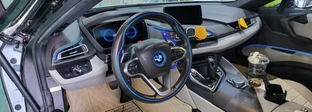 BMW i8 카본디컷핸들 장착출고. / 오산 서부로