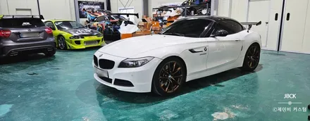 BMW Z4 e89 카본핸들 , 엠블럼교체 완료 제이비커스텀 / 오산시 두곡동