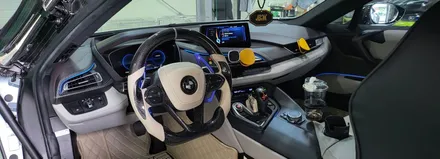 BMW i8 카본디컷핸들 장착출고. / 오산 서부로
