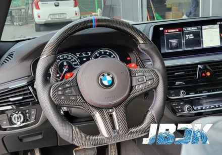 BMW 풀카본디컷 핸들하나만 바꿔도 확 바뀌는 실내감성~!! / 오산시 두곡동