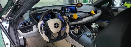 BMW i8 카본디컷핸들 장착출고. / 오산 서부로