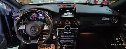 벤츠 CLA45amg 카본핸들 , 송풍구엠비언트 개조 제이비커스텀 / 오산시 두곡동