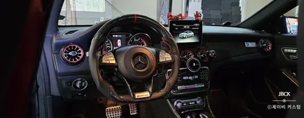 벤츠 CLA45amg 카본핸들 , 송풍구엠비언트 개조 제이비커스텀 / 오산시 두곡동