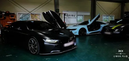 BMW i8 카본핸들 장착출고 ( LED퍼포먼스핸들) 제이비커스텀 / 오산시 두곡동