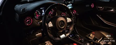 벤츠 CLA45amg 카본핸들 , 송풍구엠비언트 개조 제이비커스텀 / 오산시 두곡동