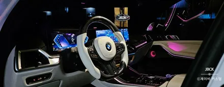 BMW X7 카본핸들 디컷작업 출고완료 제이비커스텀 / 오산시 두곡동