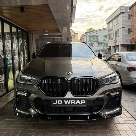 BMW X6 유광블랙 전체랩핑으로 완성한 묵직한 존재감｜부천 JBWRAP / 인천 계양