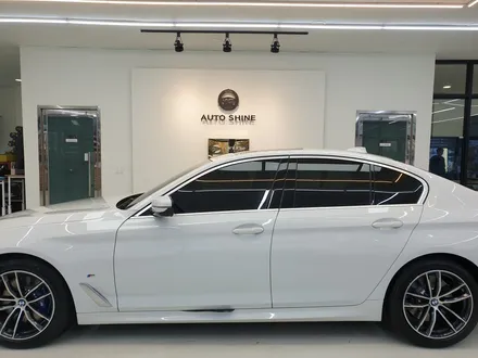 전주 썬팅 루마버텍스900 700 유리막코팅 잘하는곳 - BMW 520i / 전주 덕진구 장동