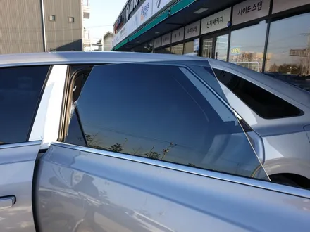 전주 그랜저GN7 실버색상 티타늄썬팅 , 파인뷰블랙박스 ppf필름 / 전주 덕진구 장동