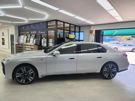 전주 BMW i7 썬팅 신차 시공 제대로 잘 받을 수 있는곳 찾기 / 전주 덕진구 장동
