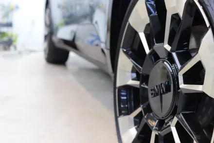 전주 신차 BMW 뉴 XM 퍼스트 에디션 블랙박스 보조배터리 윈도우틴팅은 뭐로? / 전주 덕진구 장동