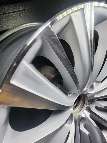 안산 BMW 휠 복원 추천 5GT  다이아몬드컷팅휠 복원 / 안산시 이동