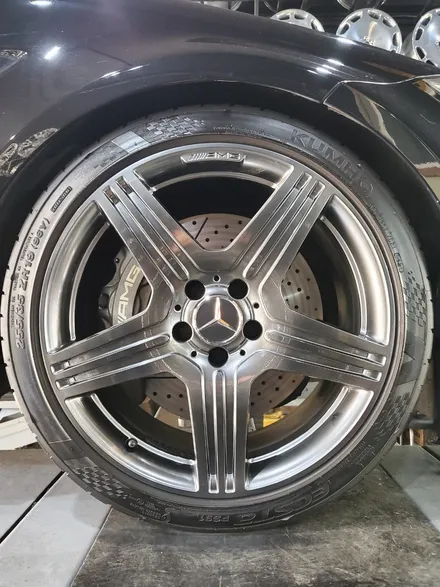 벤츠 CLS 63AMG 고스트크롬 휠분체도색 휠매직 안산본점 / 안산시 이동