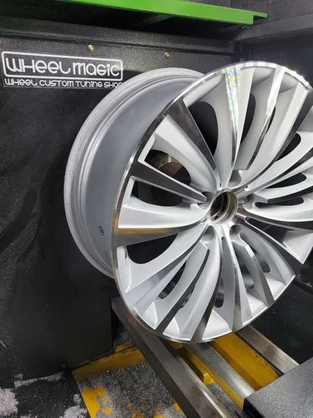 안산 BMW 휠 복원 추천 5GT  다이아몬드컷팅휠 복원 / 안산시 이동