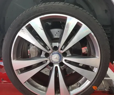 대전 휠수리 CLS350 휠수리&타이어찢어짐 / 대전 복용동