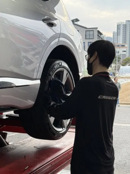 GV80 휠스크래치 신경쓰이시나요? 1시간이면 가능! / 대전 복용동