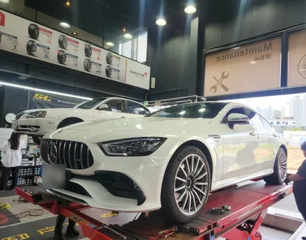 벤츠AMG gt43 블랙유광 분체도장 대전 봉타이어 / 대전 복용동