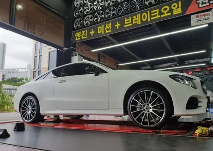 대전 휠복원 벤츠E450쿠페 블랙폴리쉬 휠로 변신 / 대전 복용동