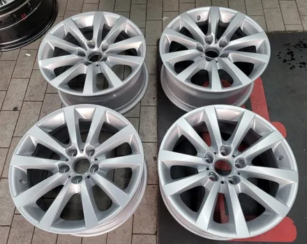 bmw 520d휠복원 박리 작업후 휠도색까지 봉타이어 / 대전 복용동