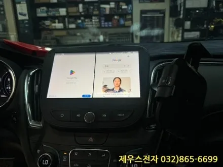 말리부 차량에 카나로 X PLSU 안드로이드 올인원 매립 AHD 후방카메라 장착