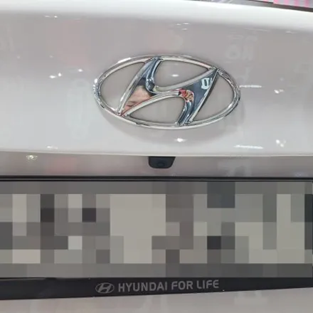아반떼 차량 9인치 카나로 안드로이드 올인원 내비 매립하고 달라진 내부 모습