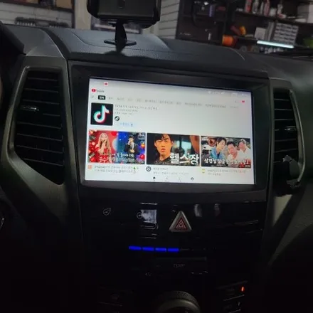 2017년식 티볼리 차량도 카나로 X 플러스 안드로이드 올인원으로 설치했어요.