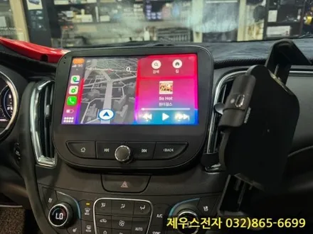 말리부 차량에 카나로 X PLSU 안드로이드 올인원 매립 AHD 후방카메라 장착