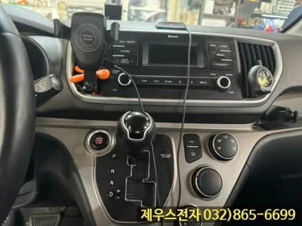 더 뉴 레이 9인치 카나로 안드로이드 올인원 매립 AHD 후방카메라 장착