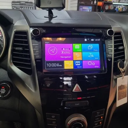 2017년식 티볼리 차량도 카나로 X 플러스 안드로이드 올인원으로 설치했어요.