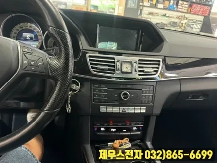 벤츠 E 클래스 10.25인치 카나로 안드로이드 올인원 장착 후의 모습과 기능