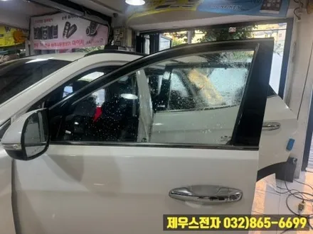 다가오는 여름철 차량 열 차단 썬팅이 필수