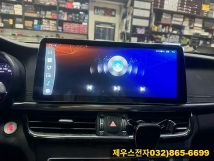 올 뉴 K5 오디오 탈거 후 12.3인치 안드로이드 올인원 내비게이션 매립 후방카메라 장착