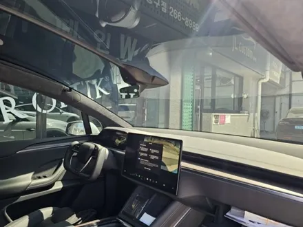 테슬라 SUV 모델X 카디언 제스 썬팅  프라이버시유리와 색감차이 없이 통일하세 / 광주 동구 산수동