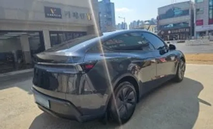 카페인w광주점 테슬라 모델Y 엑스펠 프라임XR 썬팅 했어요 / 광주 동구 산수동