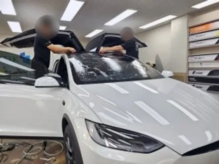 테슬라 SUV 모델X 카디언 제스 썬팅  프라이버시유리와 색감차이 없이 통일하세 / 광주 동구 산수동