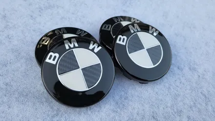 bmw 카본엠블럼,bmw 카본 휠캡 커스텀 작업 / 인천 계양구 서운동