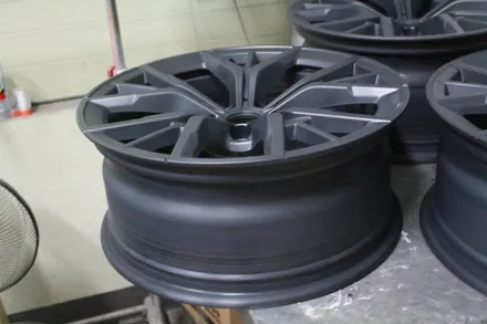 bmw g30 LCI 845m 19인치 순정휠 휠도색 작업후기, 사틴그레이 / 인천 계양구 서운동